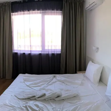 Sea Diamond Apartment *