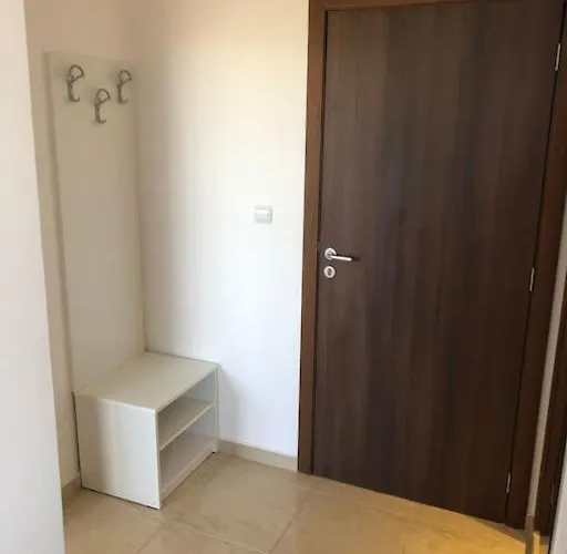 Sea Diamond 公寓 阳光海滩